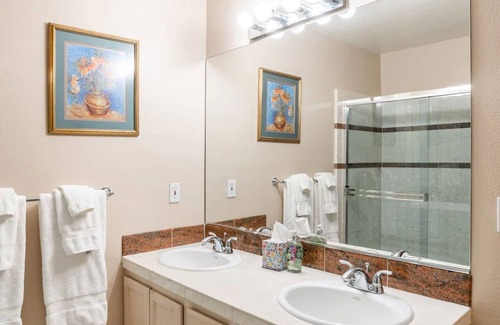 San Tomas Apartment | "Queens Palace" Studio Apt Business Ready - San Jose