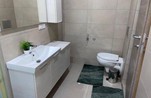 Accra Apartment | Queens View Apartment
