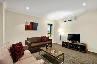 Singleton Apartment | Quest Singleton