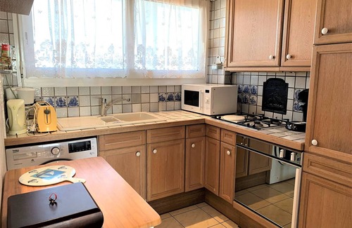 Quiberon Apartment | Quiberon - 1BR 50m² beachfront, parking, pets allowed