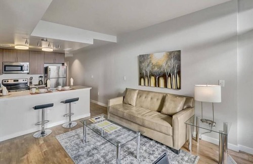 Woodbury Apartment | Quick Acces to Best Food Spots! 1BR nr Jerry’s Foods & Trader Joes