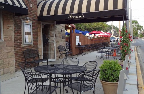 Melrose Park House | Quick Access to O'Hare and Chicago downtown