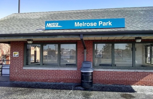 Melrose Park House | Quick Access to O'Hare and Chicago downtown