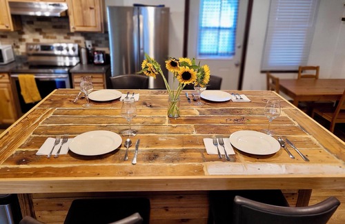 Laporte House | Quick access to state parks & bike trails. Giant backyard, pet-friendly!