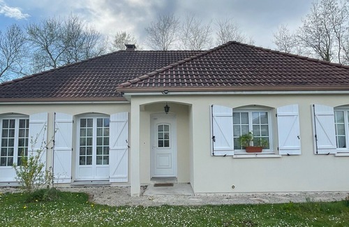 Rosieres-pres-Troyes House | Quiet 4 bedroom house with garden and garage near Troyes, lakes and Nigloland