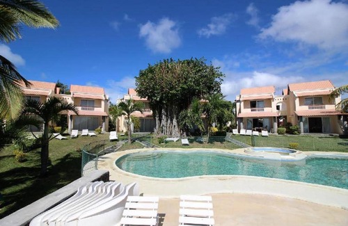 Grand Gaube Villa | Quiet 4 bedroom villa with private pool - By feelluxuryholidays