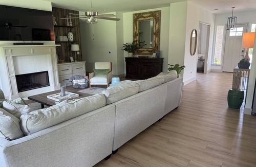 Weatherford House | Quiet 4BR 2.5BA Modern New Country Home in Weatherford
