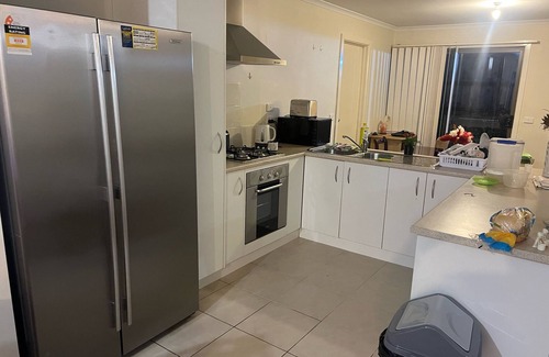 Melton South House | Quiet Abode with convenience. 3 Large bedrooms, whole house.