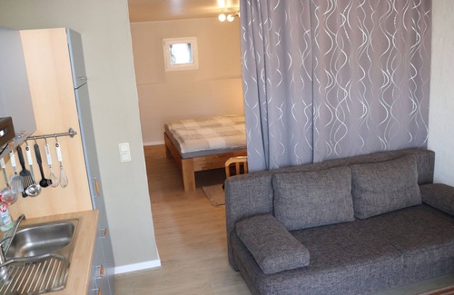 Burgen Apartment | Quiet accommodation at the winegrower's with a view of the vineyards - own restaurant
