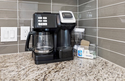 Durham House | Quiet and contemporary home in coveted Watts-Hillendale. Close to Duke/VA.