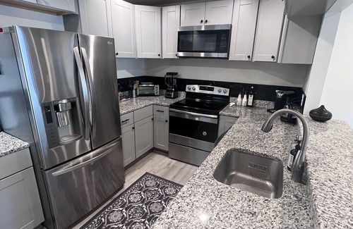 McLean Condo | Quiet and Cozy | 2BR in Tysons | Parking + Metro