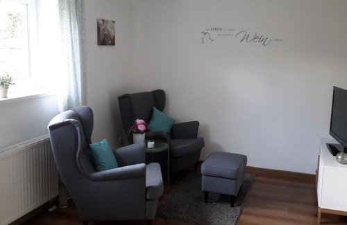 Geisenheim Apartment | Quiet and cozy apartment for 2 people on the edge of the vineyards.