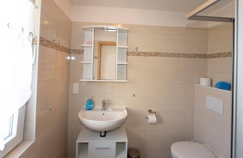 Schaprode House | Quiet and relaxing vacation with family or fishing with friends