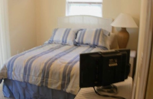 Little Torch Key House | Quiet and Serene - Deep Water Oceanside 28 Day Minimum Rental