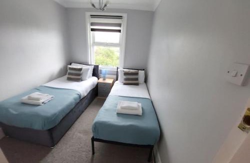 Netley House | Quiet and specious 3 bed House