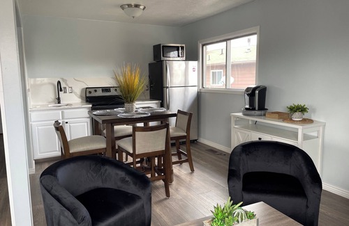 Ogden Apartment | Quiet and very cozy apartment, very close to the freeway and lakes.