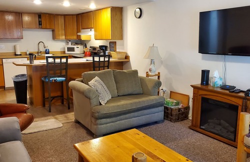 Peshastin Condo | Quiet apartment along the river located about 4 miles east of Leavenworth.