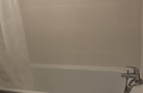 Troyes Apartment | Quiet apartment for up to 6 people, 10 minutes from town center by car!