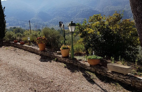 Lacoste Apartment | Quiet apartment under the large cedar tree with breathtaking views of the Luberon.