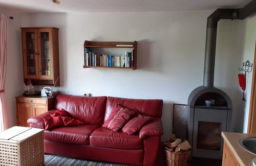 Nußdorf Apartment | Quiet apartment with stunning alpine panorama as on vacation