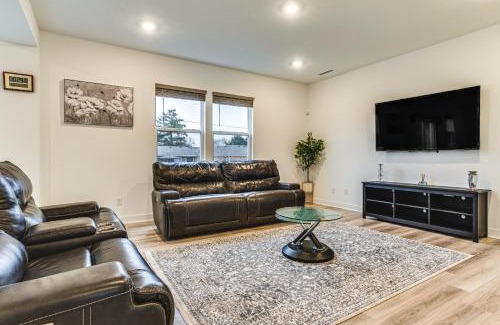 Avon House | Quiet Avon Home - Near Indianapolis Speedway!