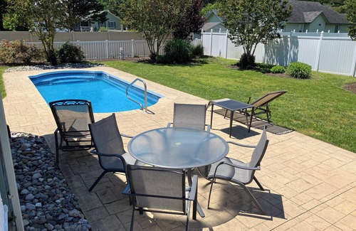 Ocean View House | Quiet Beach Cottage with PRIVATE POOL