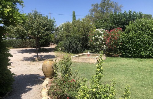 Roquebrune-sur-Argens Ski Chalet | Quiet chalet 10 minutes from the beach