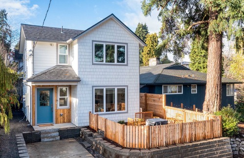 Madison Park House | Quiet, Charming 2 Bedroom Home in the heart of Madison Park