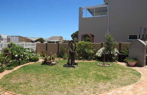 Lambert's Bay Apartment | Quiet coastal apartments with sea views - spectacular sunsets
