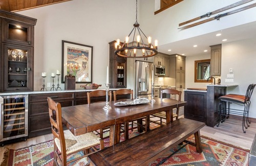 Vail House | Quiet Colorful Fall! 3 Nights 10% off Now into November