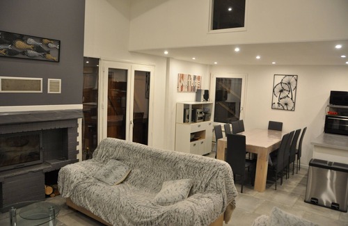 Les Carroz-d'Araches Ski Chalet | Quiet, comfortable, detached chalet for 12 people with WiFi