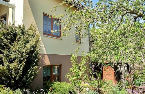 Oelsnitz/Erzgeb. Apartment | Quiet Comfort in Oelsnitz