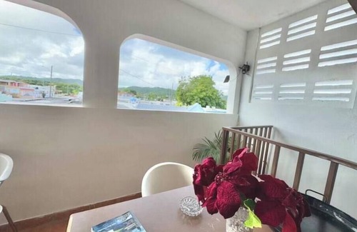 Chupacallos House | Quiet & comfortable, 3/2, 5 beds free parking, sleep 9