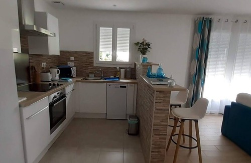 Arvert House | Quiet, comfortable rental in the Royannais countryside