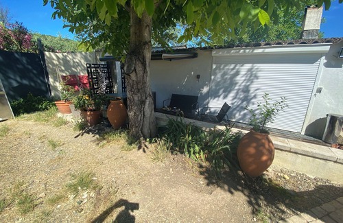 Draguignan Villa | Quiet cottage with garden