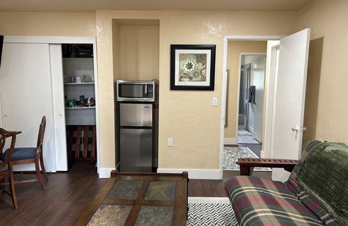 Prunedale Apartment | Quiet Country 1-bedroom apartment in Royal Oaks with beautiful views
