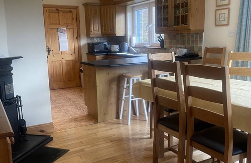 Dingle House | Quiet, Country 'Home Away from Home' - Dingle, County Kerry