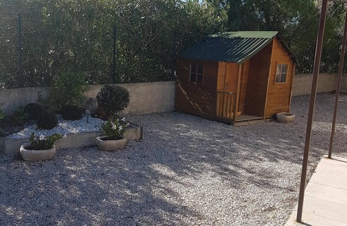 Graveson House | Quiet country villa with a lovely pool at the foot of the montagnette