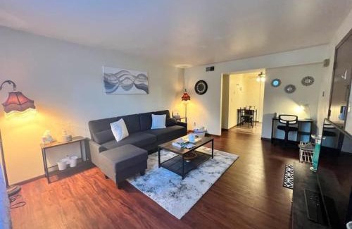 Orange Prairie Apartment | Quiet Cozy 2BR APT Black out Curtains