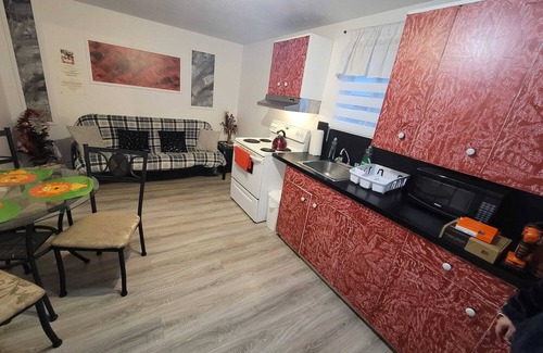 Edmundston Apartment | Quiet cozy apartment next to highway wifi+netflix