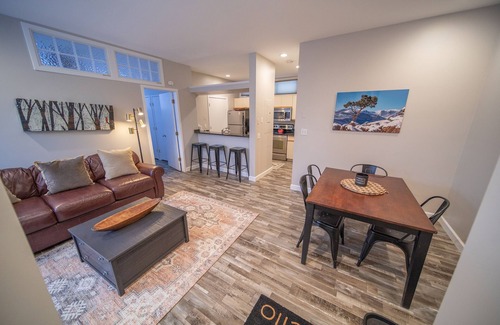 Keystone House | Quiet & Cozy, Shuttle to Slopes!