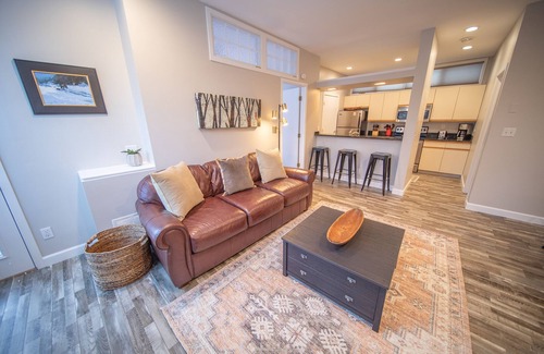 Keystone House | Quiet & Cozy, Shuttle to Slopes!
