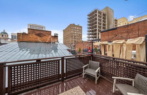 Macon Apartment | Quiet Downtown Loft in the Heart of Macon