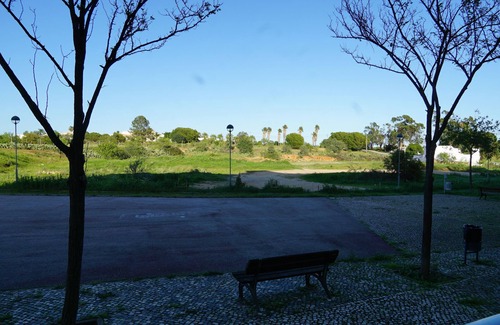 Correeira Apartment | Quiet F4 apartment 5 minutes from Olhão town center, Algarve
