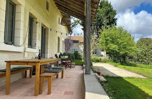 Saint-Quentin-de-Chalais House | Quiet getaway in nature, swimming pool, Périgord Vert