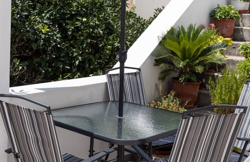 Old Town Naxos Apartment | QUIET FULLY EQUIPPED APARTMENT FOR FOUR IN THE HEART OF THE TOWN