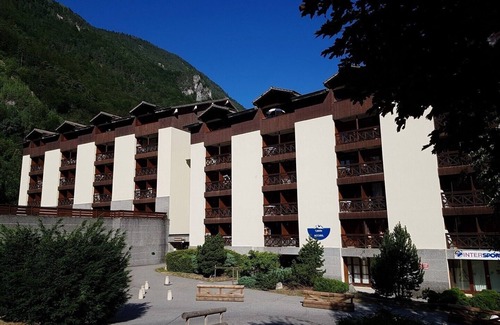 Brides-les-Bains Apartment | Quiet, furnished, 3-star-rated studio at the foot of the 3 Vallées ski area.