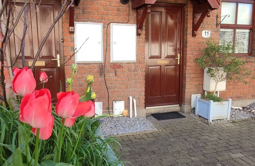 The Liberties House | Quiet gated City Townhouse, with walking distance to all attractions.
