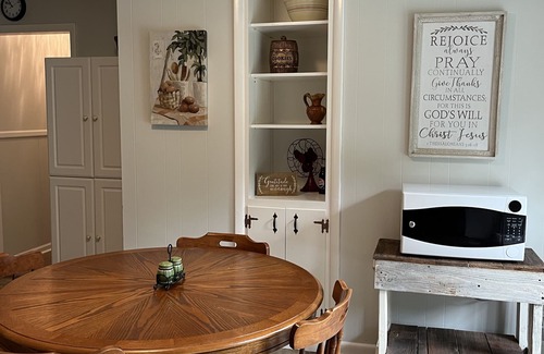 Council House | Quiet get Away near Wilmington NC