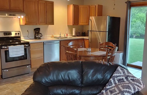 Hastings House | Quiet Guest Suite